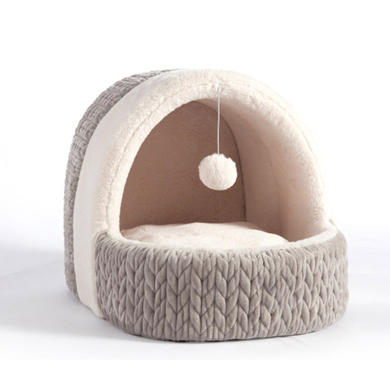 CozyNest Cat Bed – For All Seasons