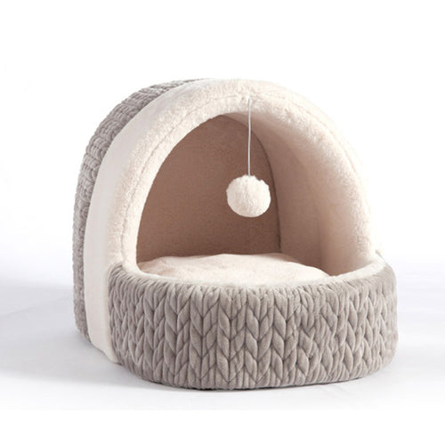 CozyNest Cat Bed – For All Seasons